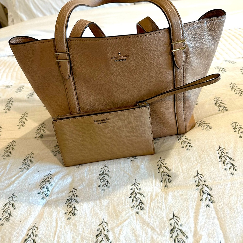 Nice large Kate spade purse and wallet